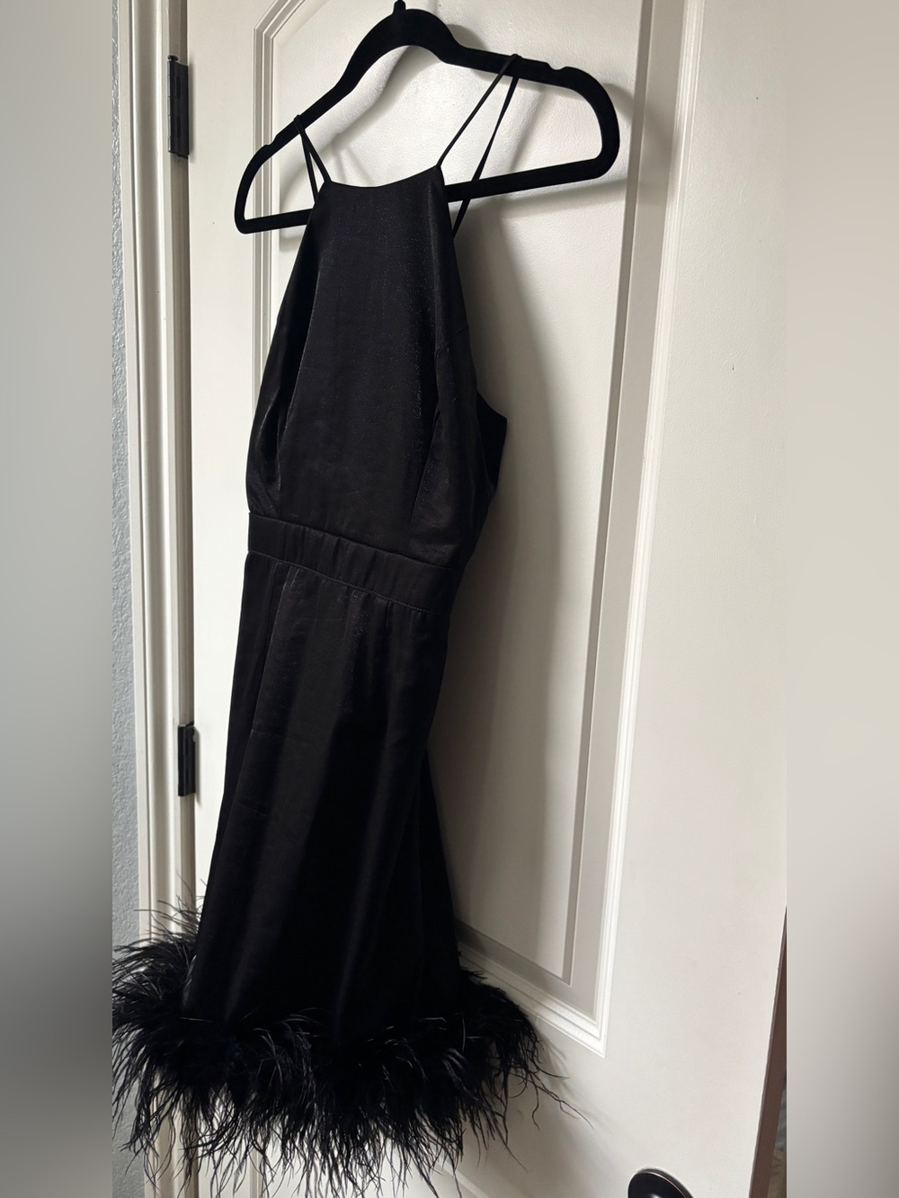 Fate Black Feather-Hem Halter Prom Dress